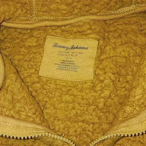 Tommy Bahama Half Zip - Picture 2 of 3